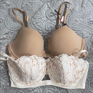 Bundle of 2 Victoria’s Secret Bras